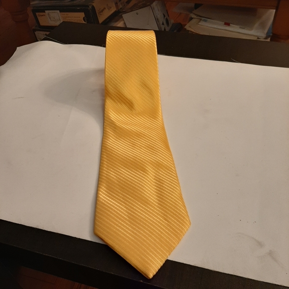 Mens clothing - Picture 6 of 6